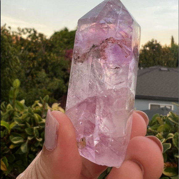 SUPER RARE White Fluorite Tower - Picture 4 of 6